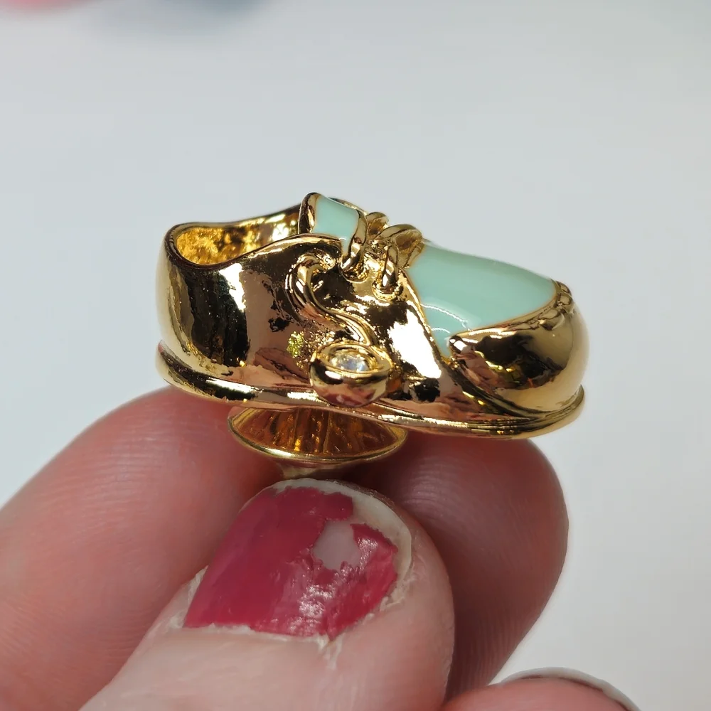 Vintage Avon Baby Boy Bootie Tack Pin in Original Box